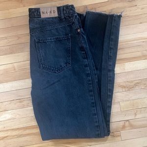 NA-KD Black Straight Leg Jeans